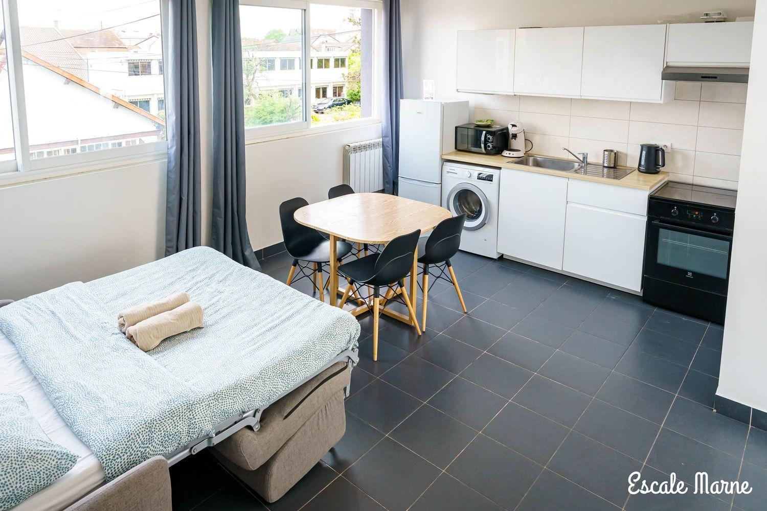 Escale-Marne Fr - 202 - Free Parking - Free Luggage Storage - All Equipped - Linen Included - Washing Machine - 10Mn Walk Metro 8 - Rer A - Panoramic View - From 1 To 14 Guests Мезон-Альфор Номер фото